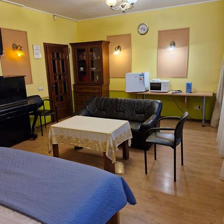 Apartament Erfolg 12 Daugavpils Exteriör bild