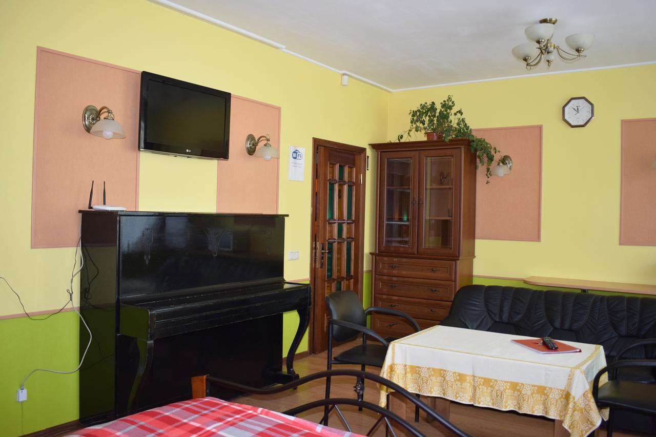 Apartament Erfolg 12 Daugavpils Exteriör bild