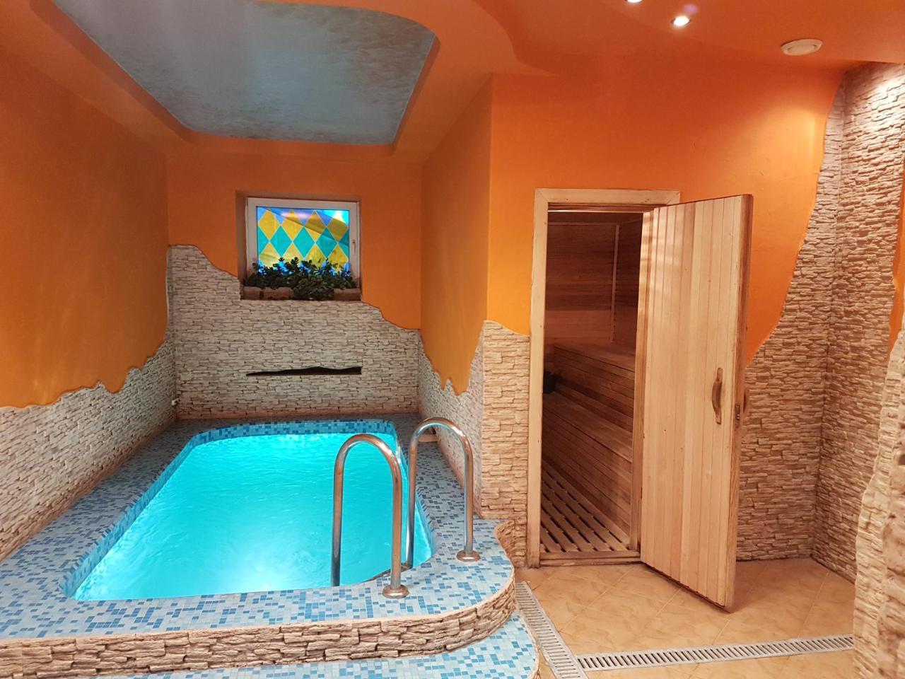 Apartament Erfolg 12 Daugavpils Exteriör bild